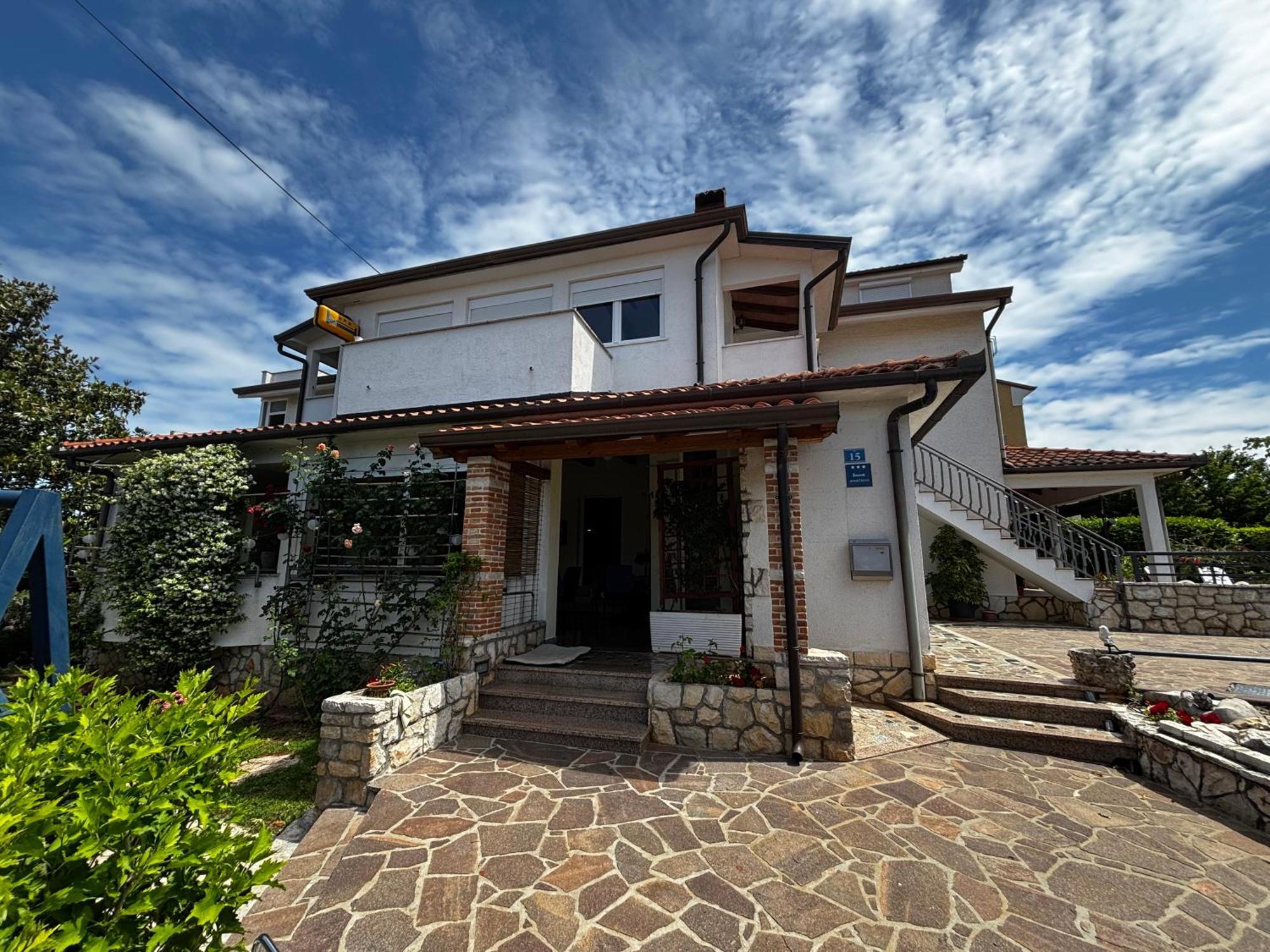 Apartmani Rozi 우마그 외부 사진