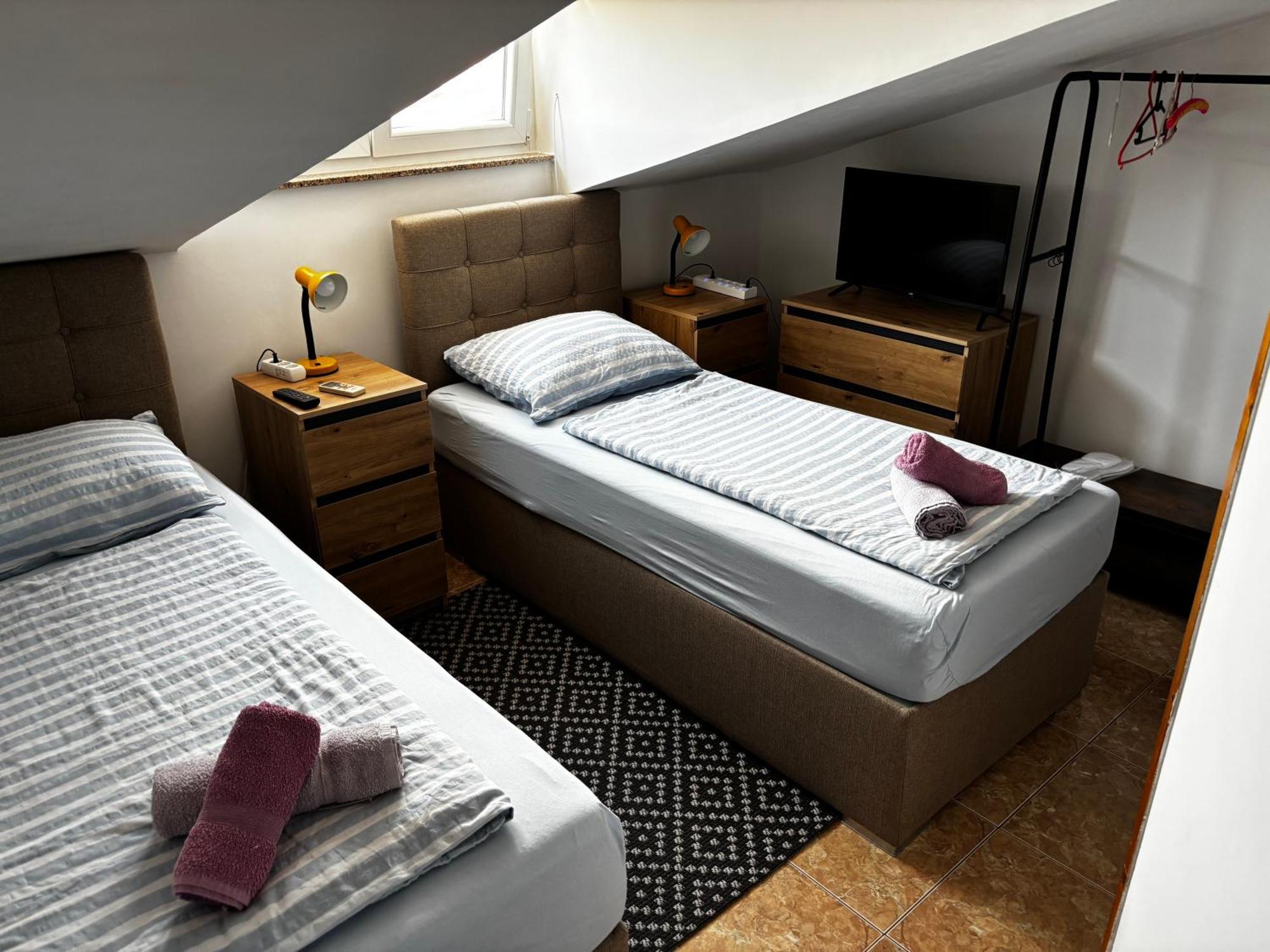 Apartmani Rozi 우마그 외부 사진