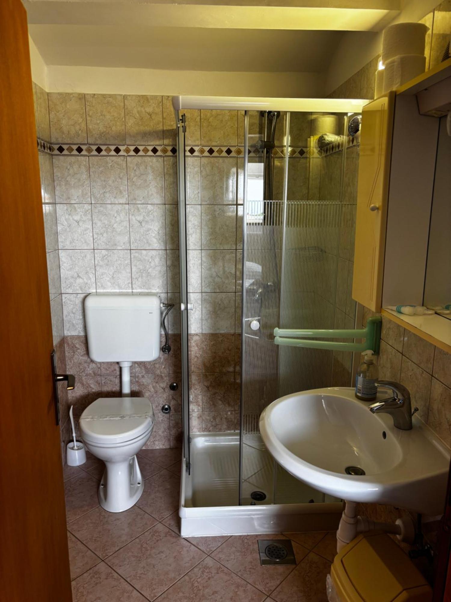 Apartmani Rozi 우마그 외부 사진